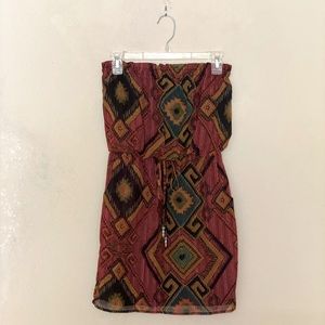 Strapless dress with pockets